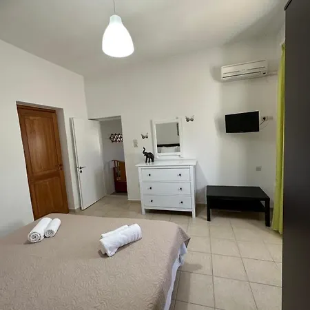 Holiday home Chrisa